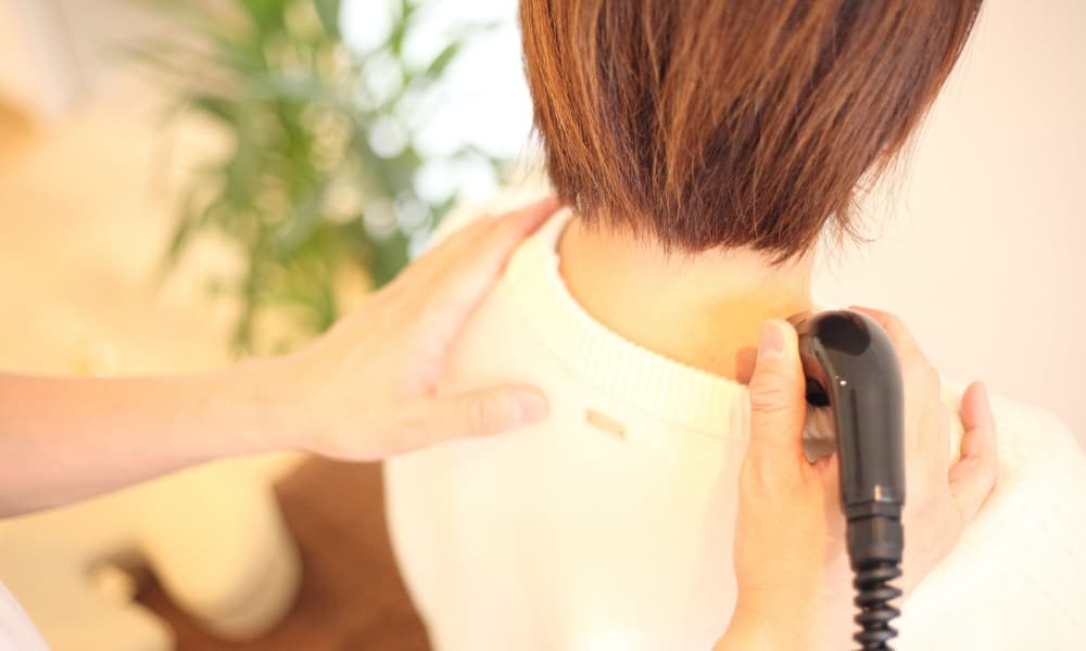 寝違えの電気治療